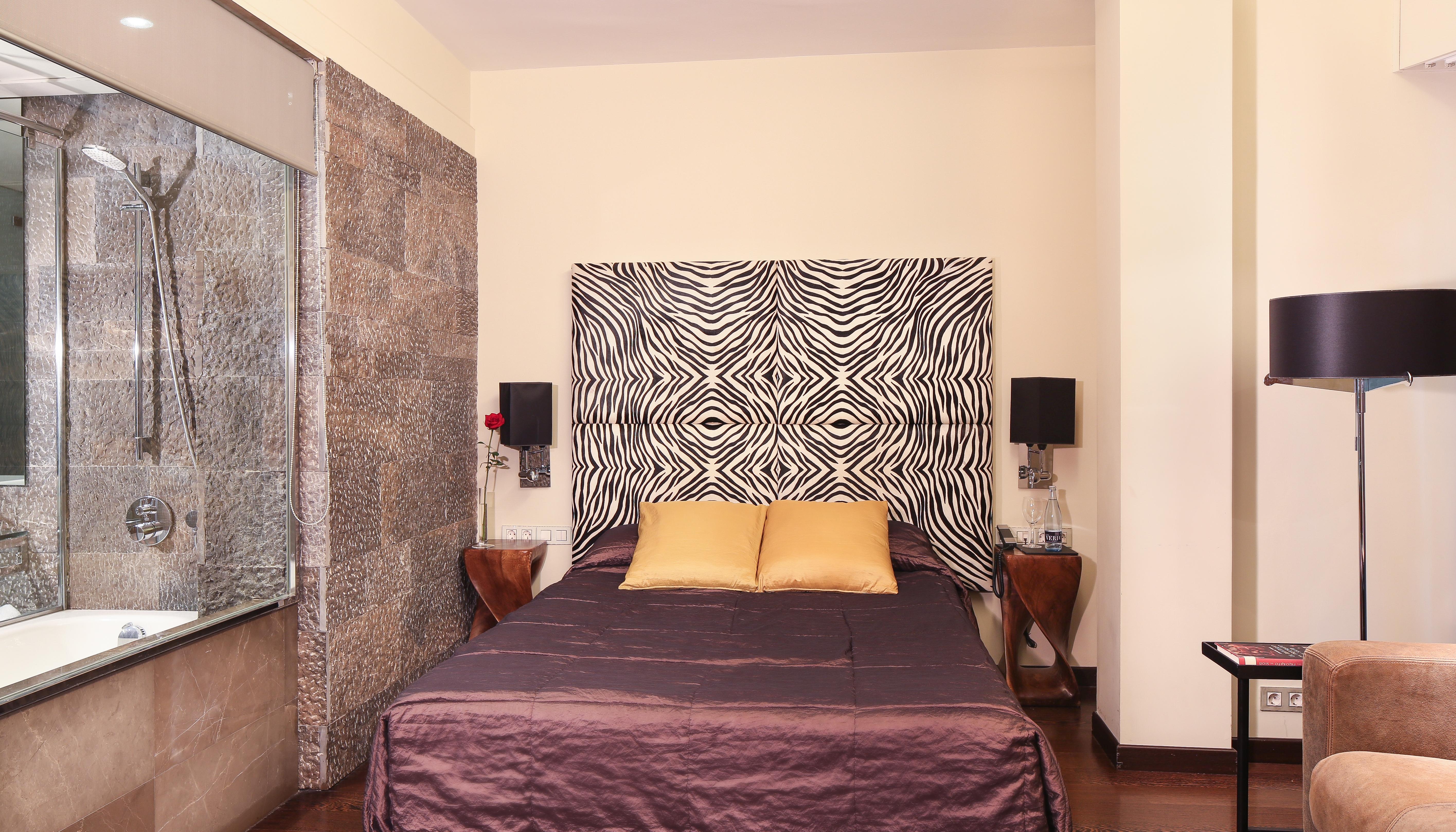 Hotel Gran Derby Suites, A Small Luxury Hotel Of The World Барселона Экстерьер фото