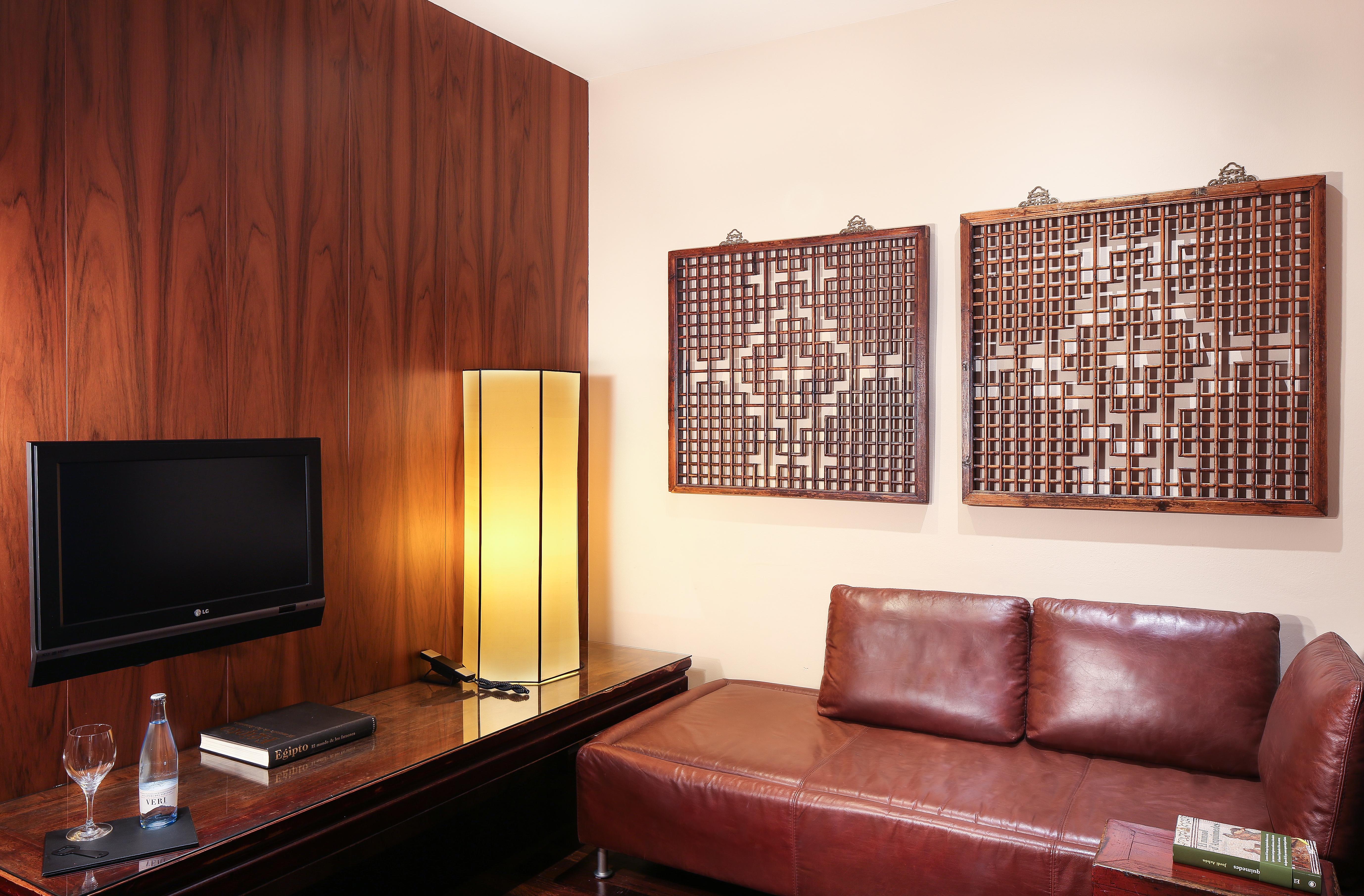 Hotel Gran Derby Suites, A Small Luxury Hotel Of The World Барселона Экстерьер фото