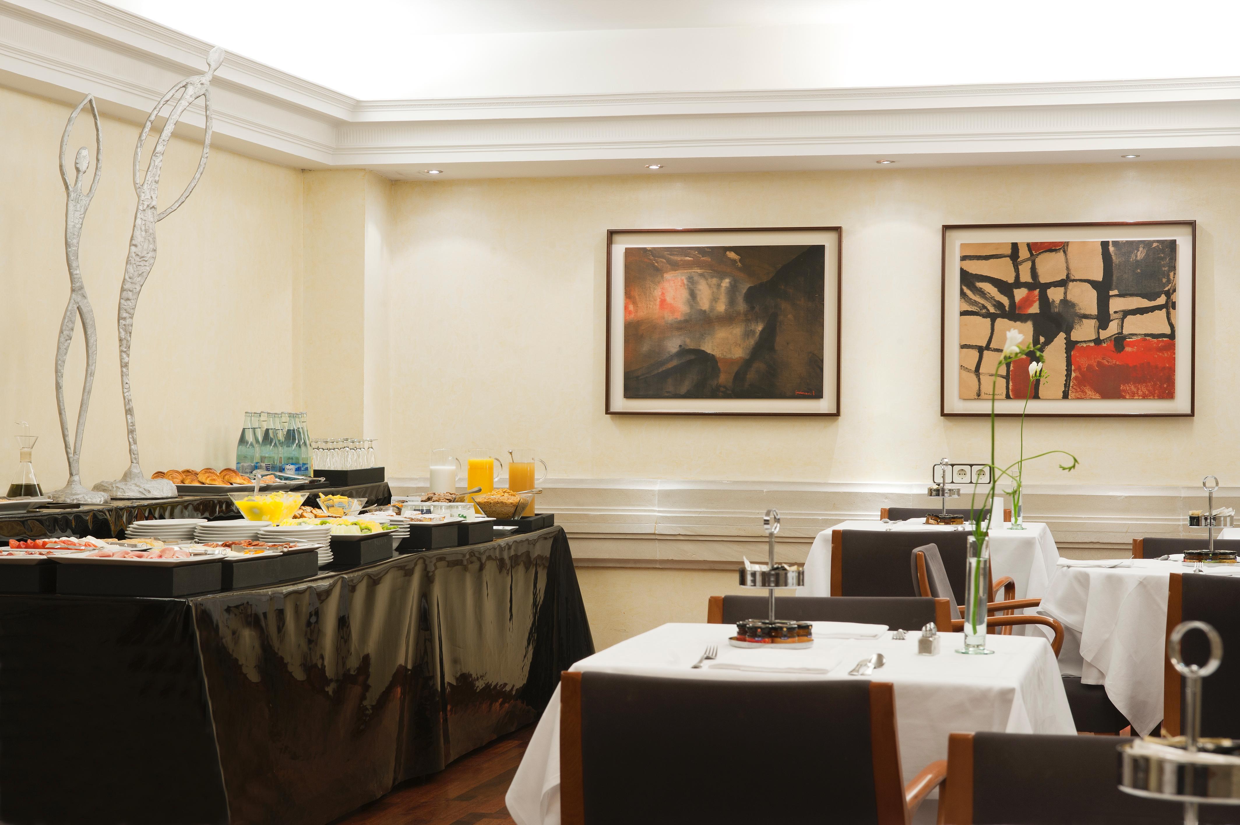 Hotel Gran Derby Suites, A Small Luxury Hotel Of The World Барселона Экстерьер фото