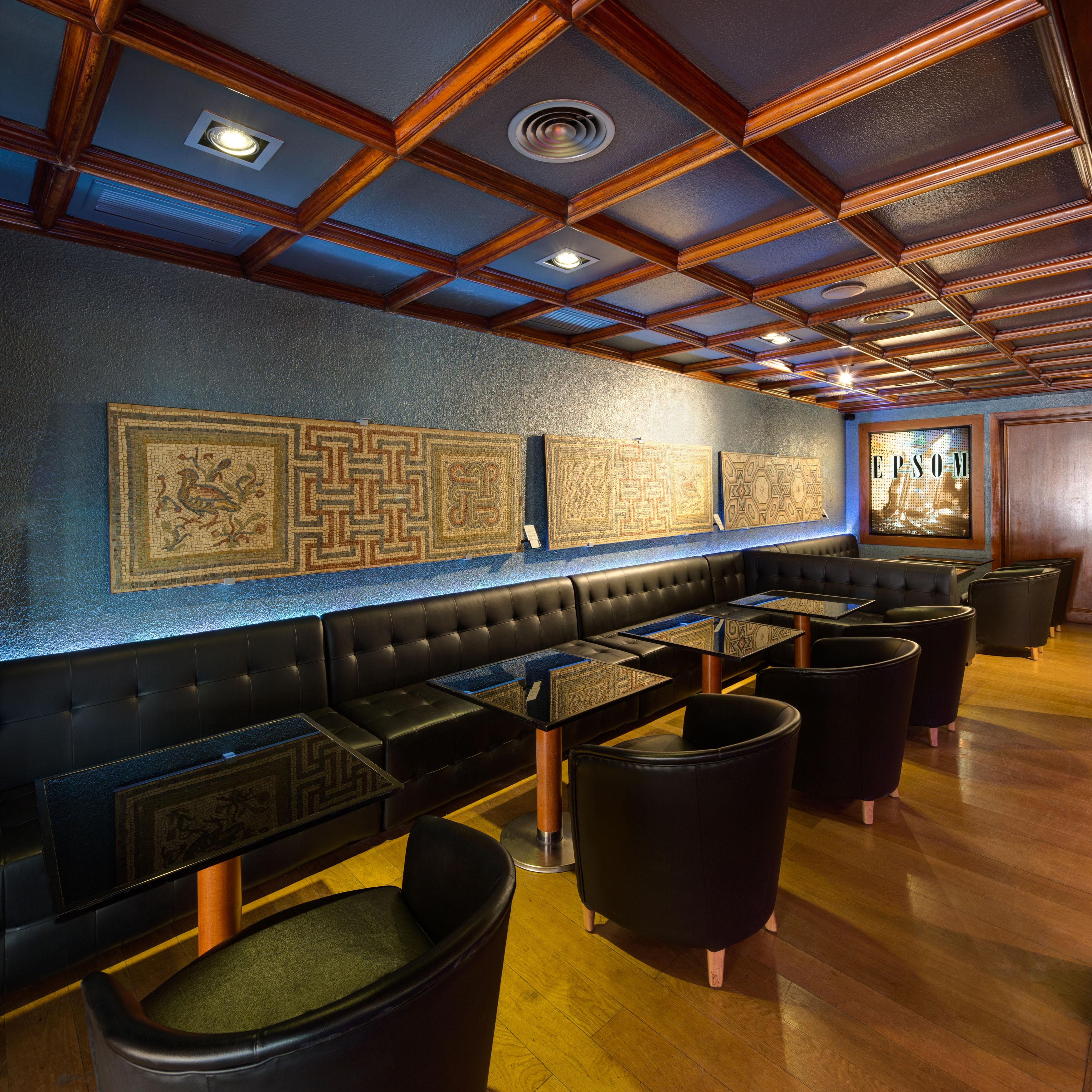 Hotel Gran Derby Suites, A Small Luxury Hotel Of The World Барселона Экстерьер фото