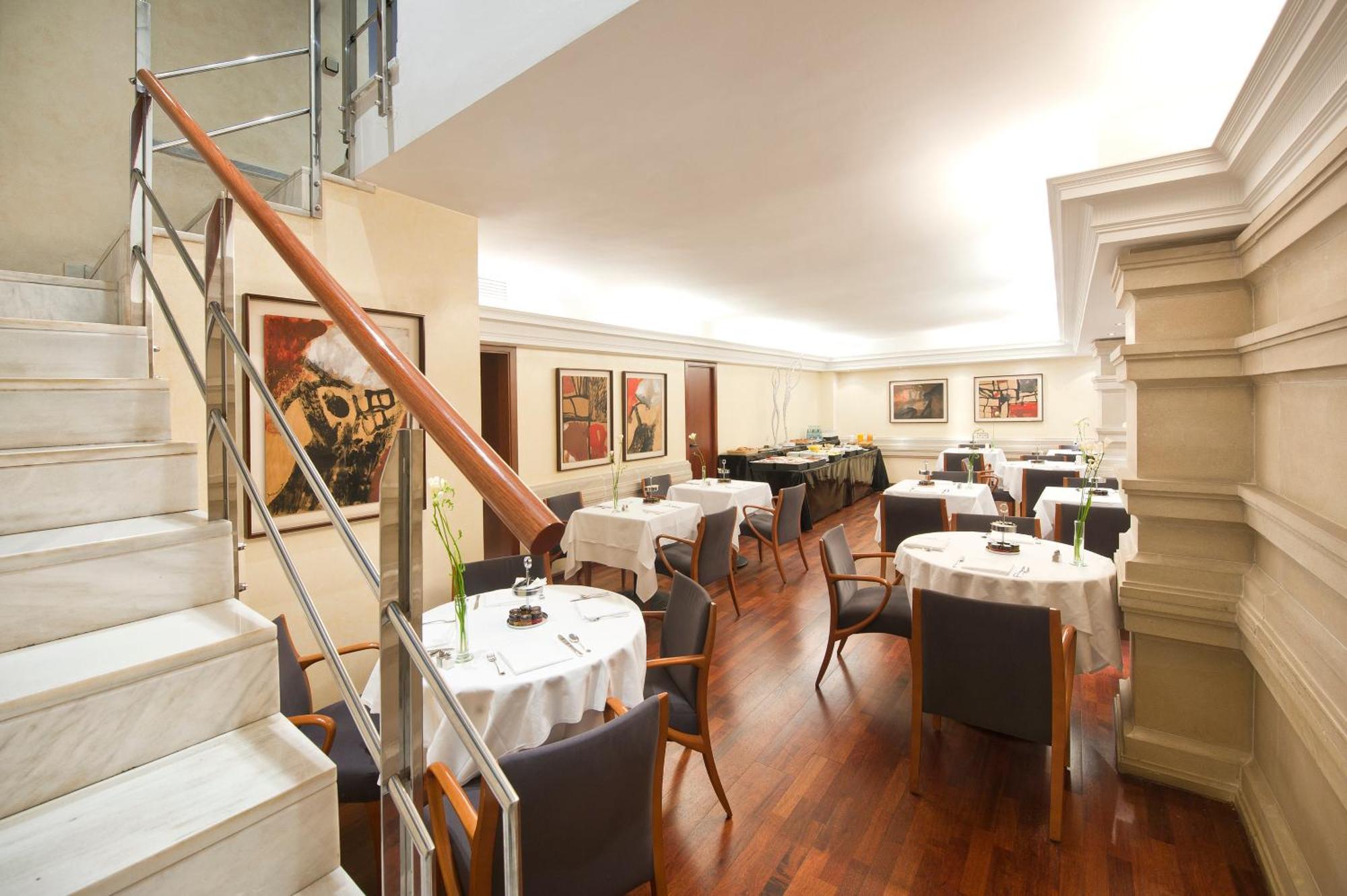 Hotel Gran Derby Suites, A Small Luxury Hotel Of The World Барселона Экстерьер фото