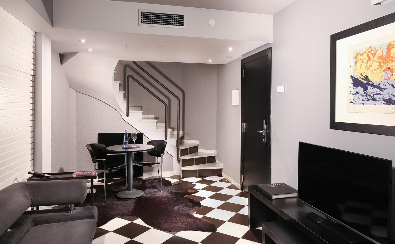 Hotel Gran Derby Suites, A Small Luxury Hotel Of The World Барселона Экстерьер фото